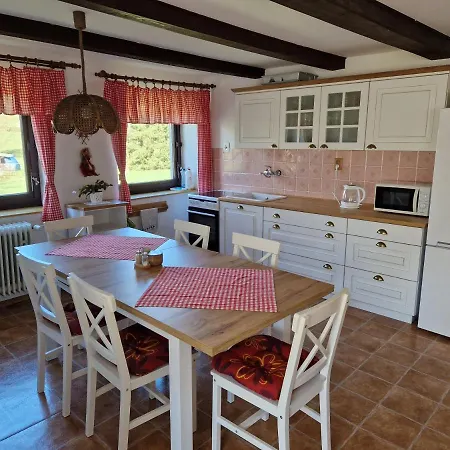 Apartamento U Adršpachu - Dana Tyšerová *
